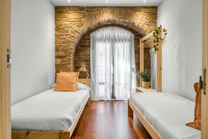 2 habitaciones, tabla de planchar con plancha y wifi gratis