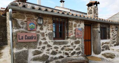 Casas Rurales Paredes, La Cuadra