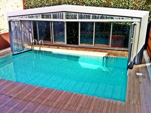 Innenpool, Außenpool