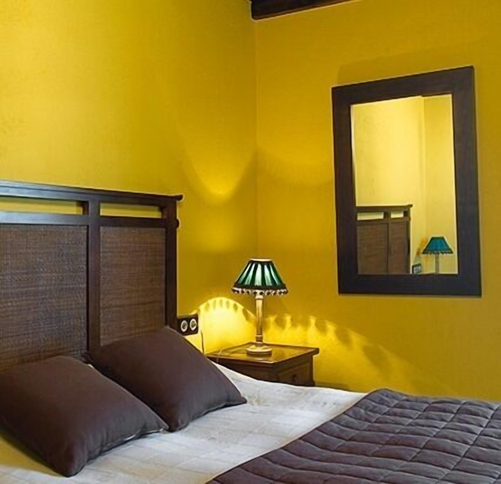 Self catering Lar das Pias for 12 people