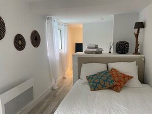 5 Schlafzimmer, Bügeleisen/Bügelbrett, kostenloses WLAN, Bettwäsche