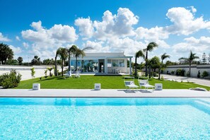 Pool - Villa with private pool, 300 metres from beach - DiCasaInSicilia (Marsala)