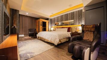Premium Room, 1 King Bed, Non Smoking