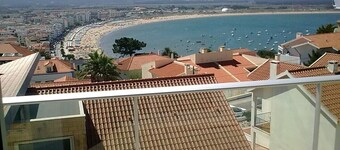   Villa by the sea with private pool exelente view of the bay and marginal 