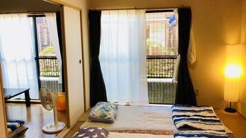Apartment | Minibar, desk, soundproofing, free WiFi