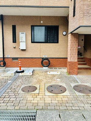 Ubetjent parkering (inkludert)