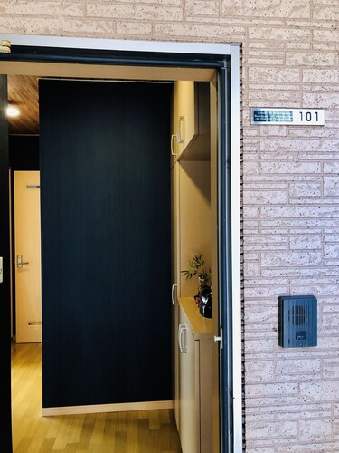 Midtown Sakura Apartment House 101