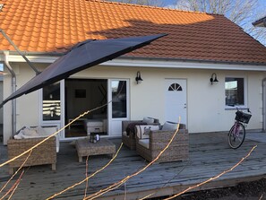 Terrace/patio - Villa Olympia. Newly built house in central Höganäs 130m2 (Södra Höganäs)