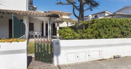 M051 - Marcelli, villa with garden 200 meters from the sea