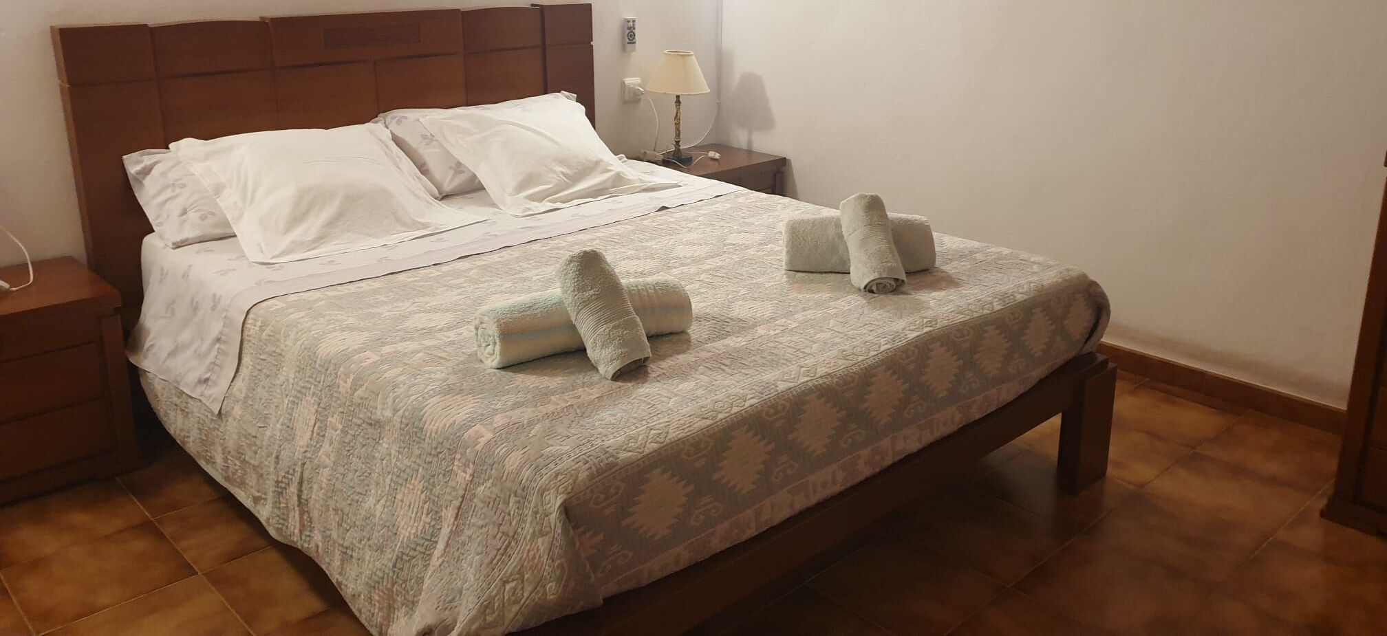 3 habitaciones y caja de seguridad en la habitación 