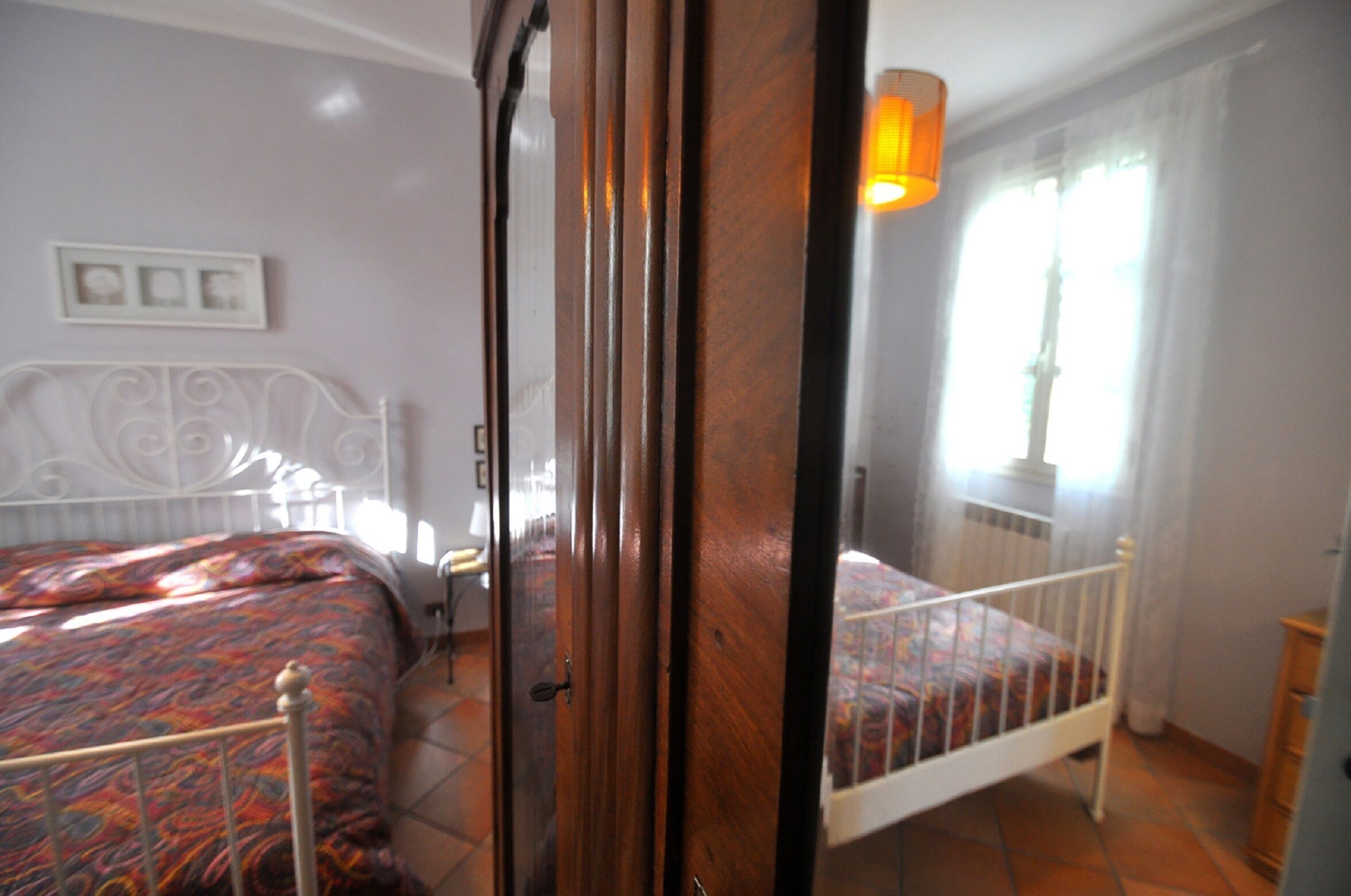 The Blue House in the Heart of Sicily between Piazza Armerina and Caltagirone