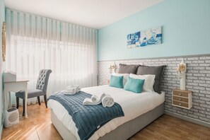 5 chambres, accès à Internet