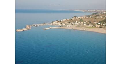 Apartment in villa with fabulous sea view - DISCOUNTS for May - June