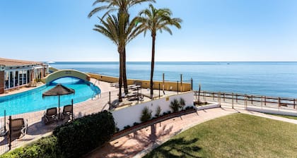 Casa de playa - Frente a la playa - Vistas al mar - 2 dormitorios - Dona Lola BEACH Resort - entre Marbella y La Cala de Mijas - Macarena - CS100