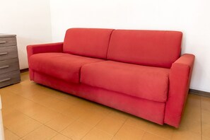 Living area - M049 - Marcelli, three-room apartment with garden 200 meters from the sea (Marcelli)