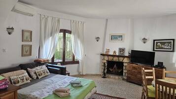 2 slaapkamers, een kluis op de kamer, een strijkplank/strijkijzer