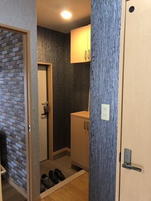 Interior entrance - Midtown Sakura Apartment House 202 (Nachikatsuura)