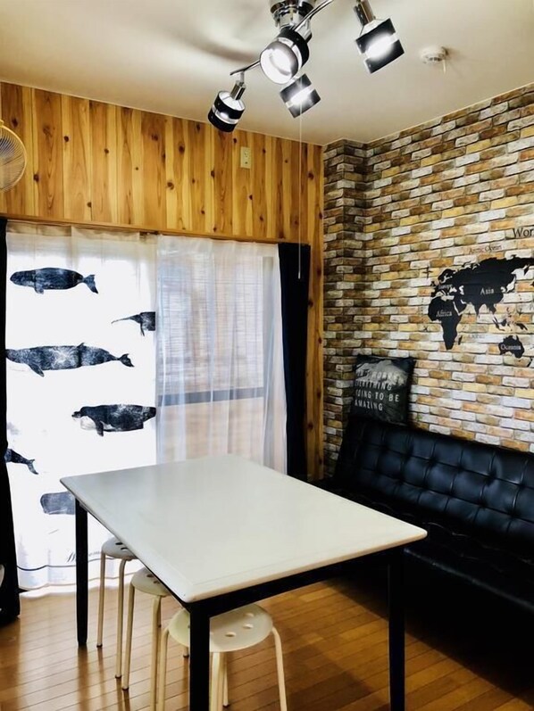 Family Apartment | Living room