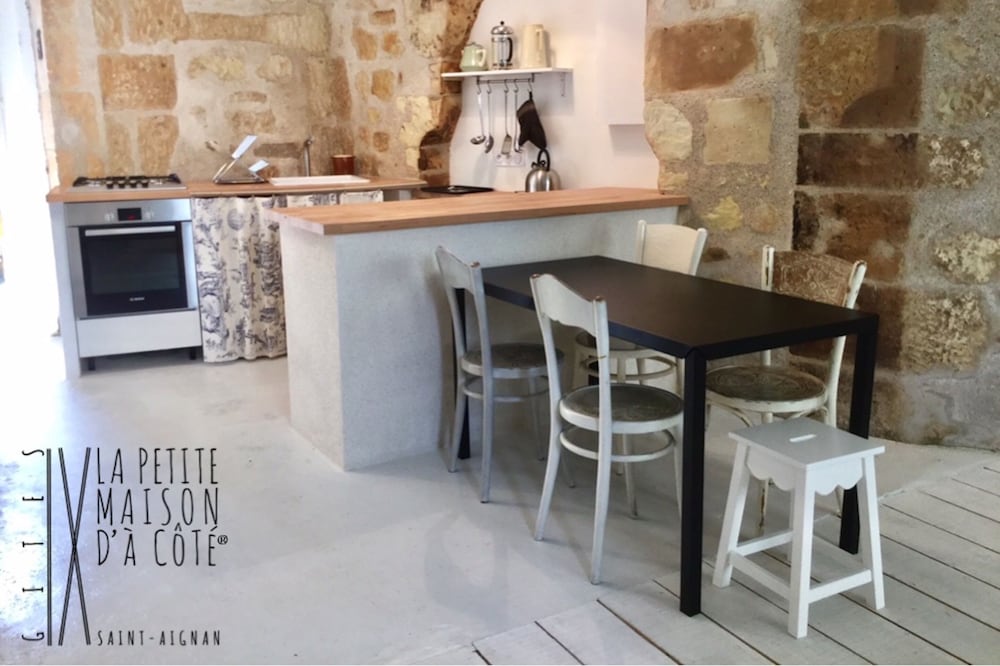 La Petite Maison d'à Côté at n°11 - Townhouse 3km from Beauval Zoo
