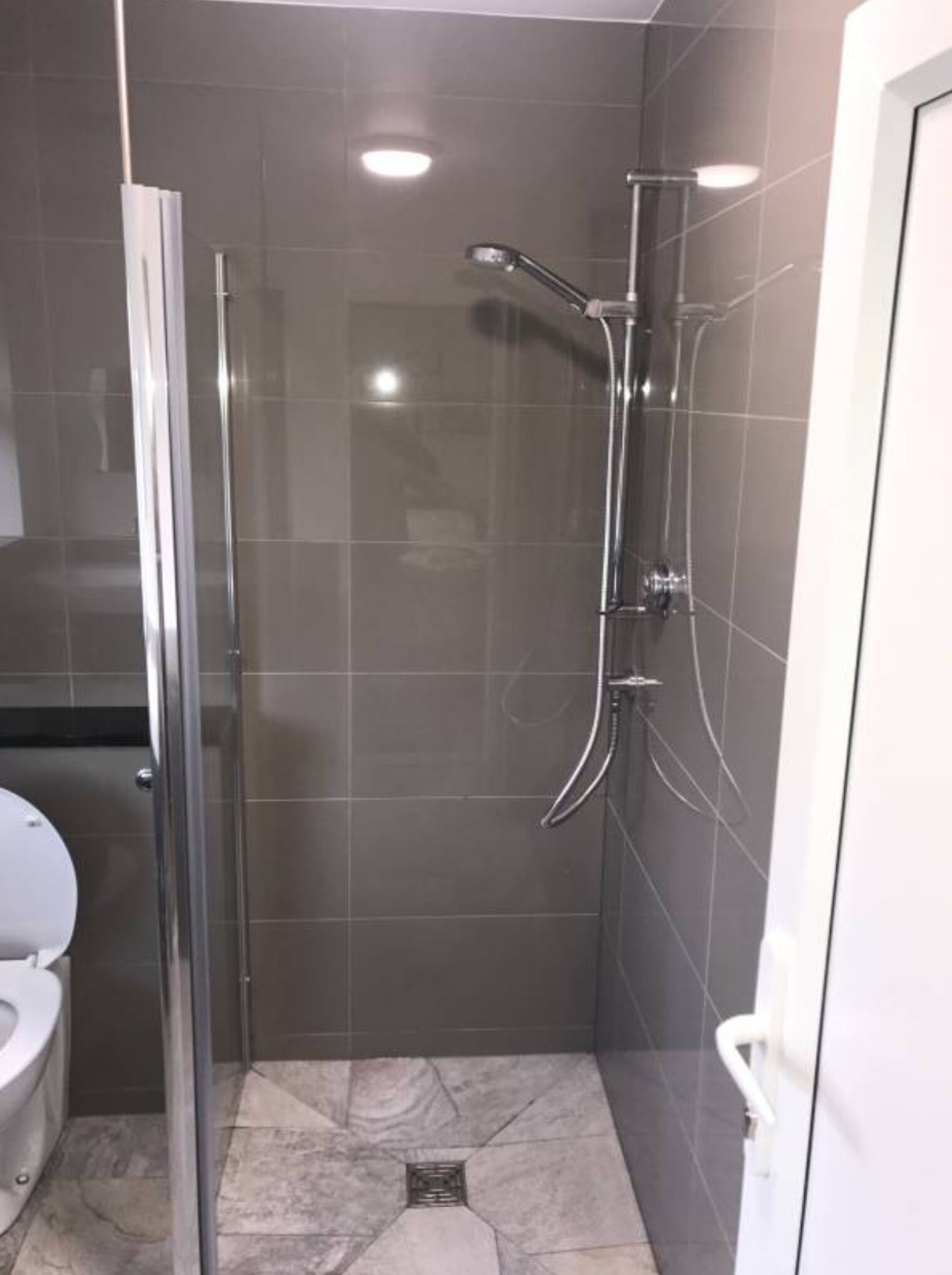 Hair dryer, towels