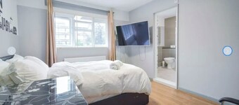 5 Luxurious Bed Room House Corporate Let Air Conditioning 