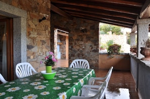 Outdoor dining - APARTMENT A CHIA (Chia)