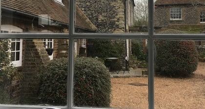 Well Cottage, ein Ein-Schlafzimmer-Ferienhaus für Selbstversorger auf einer Ebene.
