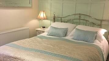 1 chambre, fer et planche Ă repasser, lit parapluie, Wi-Fi gratuit