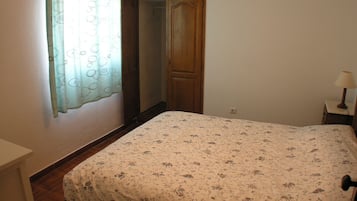 1 habitación, wifi y ropa de cama