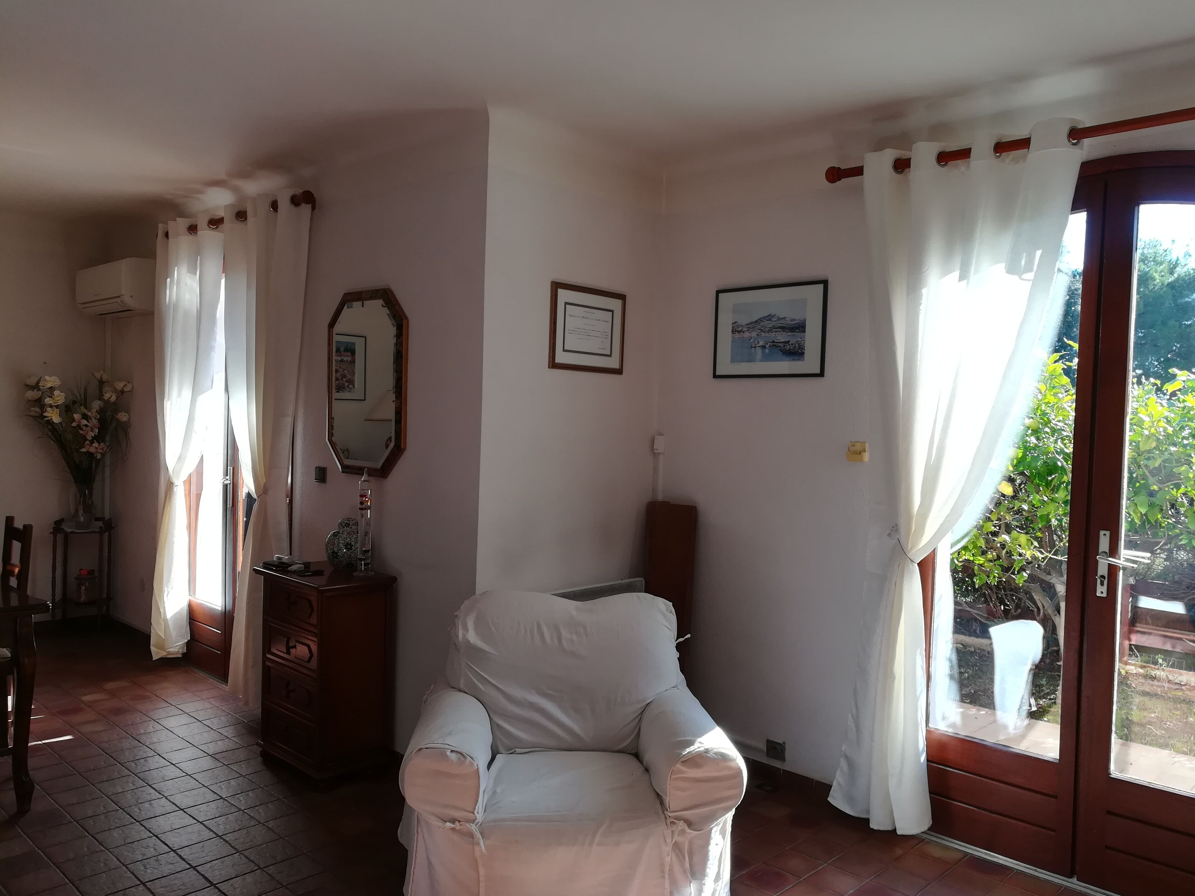 independent villa with single storey garden