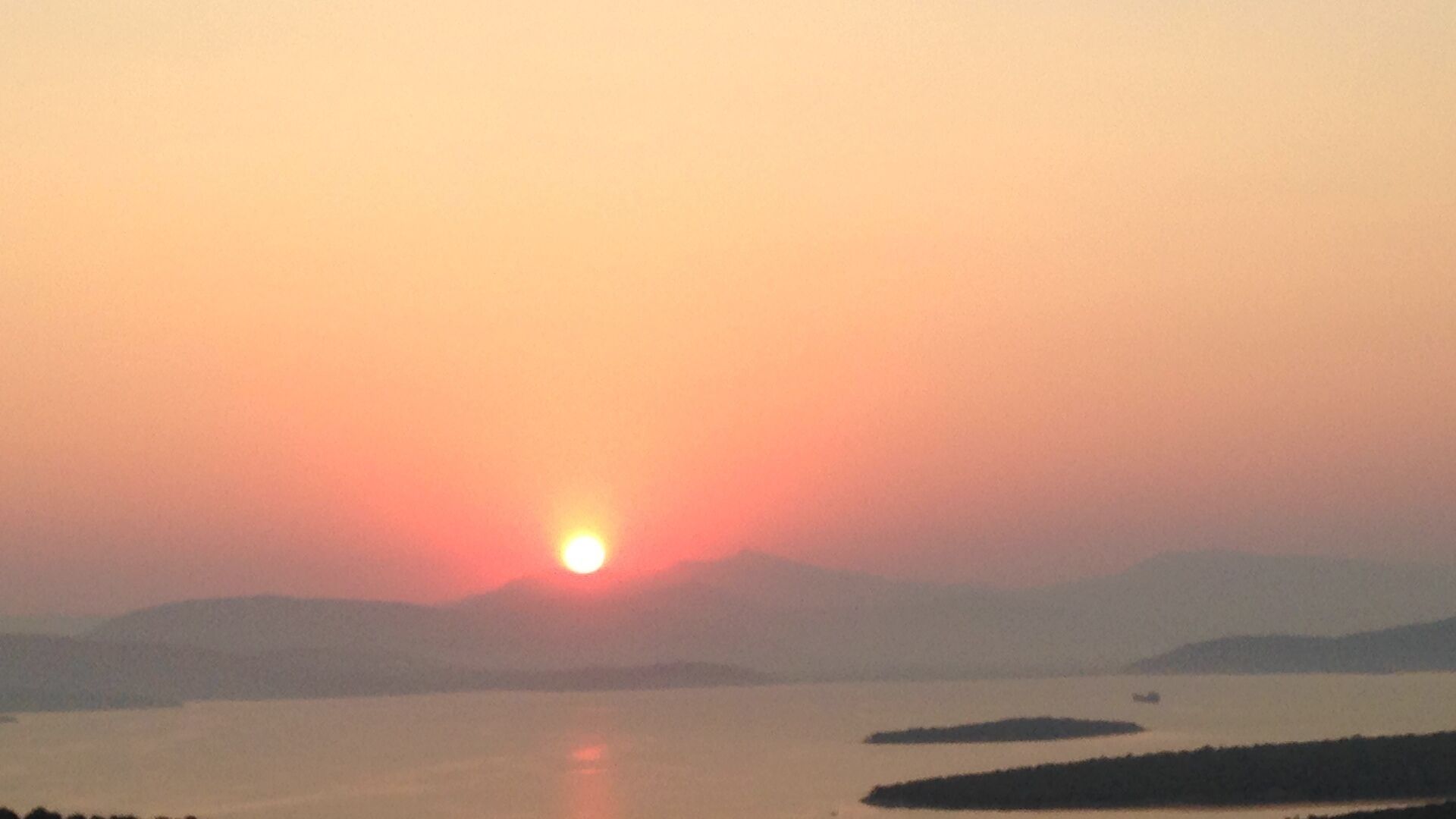 Family holiday apartment for 6 at amazing horizon sky resort 