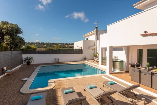 Villa LaCalma - beach,private Pool, free AC & WiFi