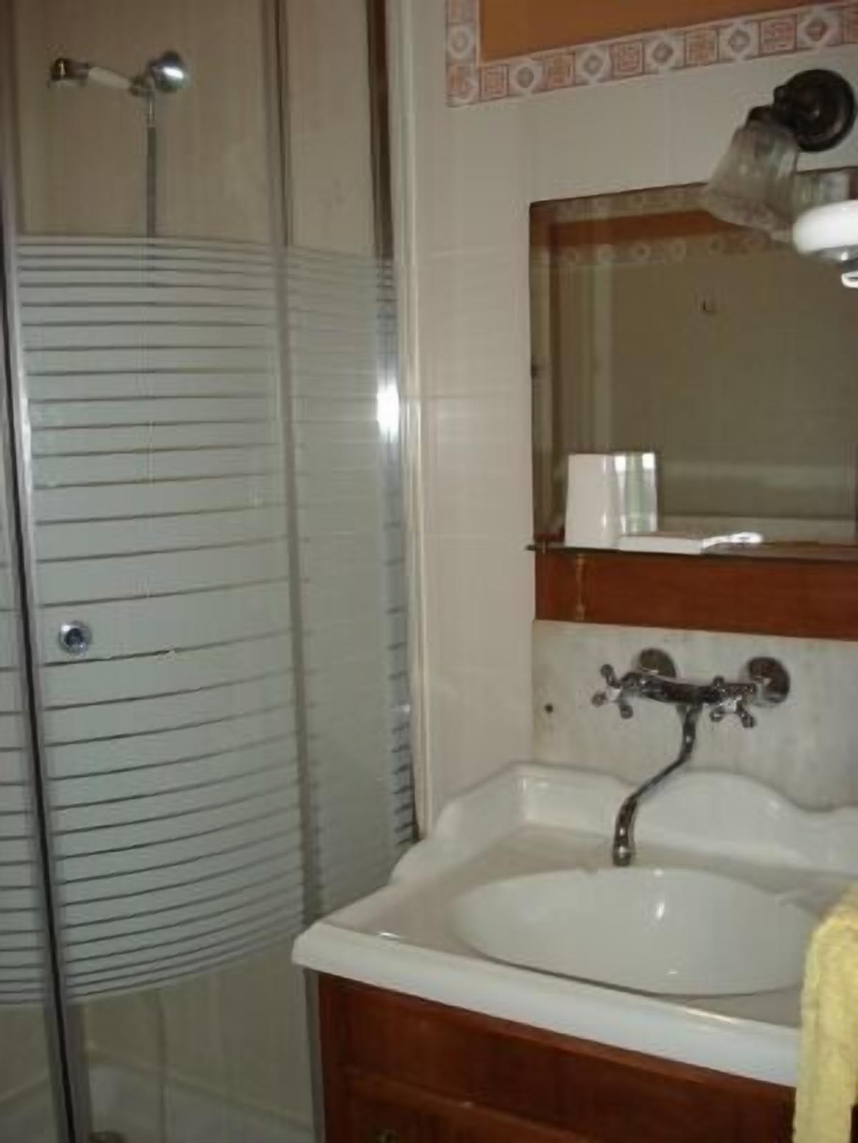 House in Borau Near Astún for 7 people