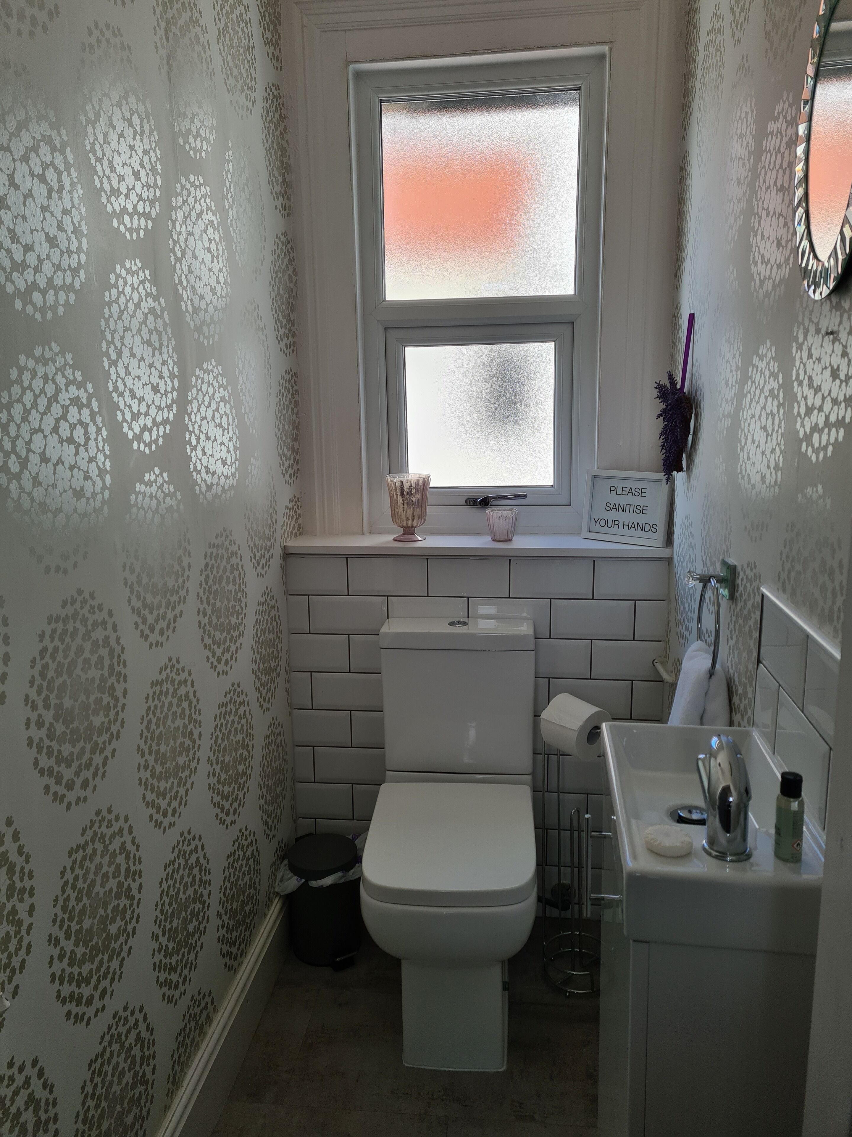 APARTMENT: CLOSE TO LLANDUDNO SEA FRONT