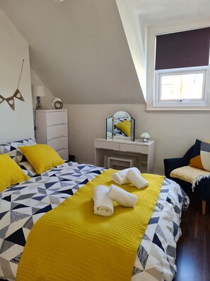 3 bedrooms, iron/ironing board, travel cot, WiFi