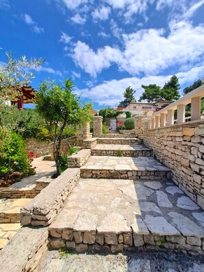 Property grounds - Apartment"View Lux"-sea view,swimming pool, jacyzzi, sauna,garden,playground (Vela Luka)