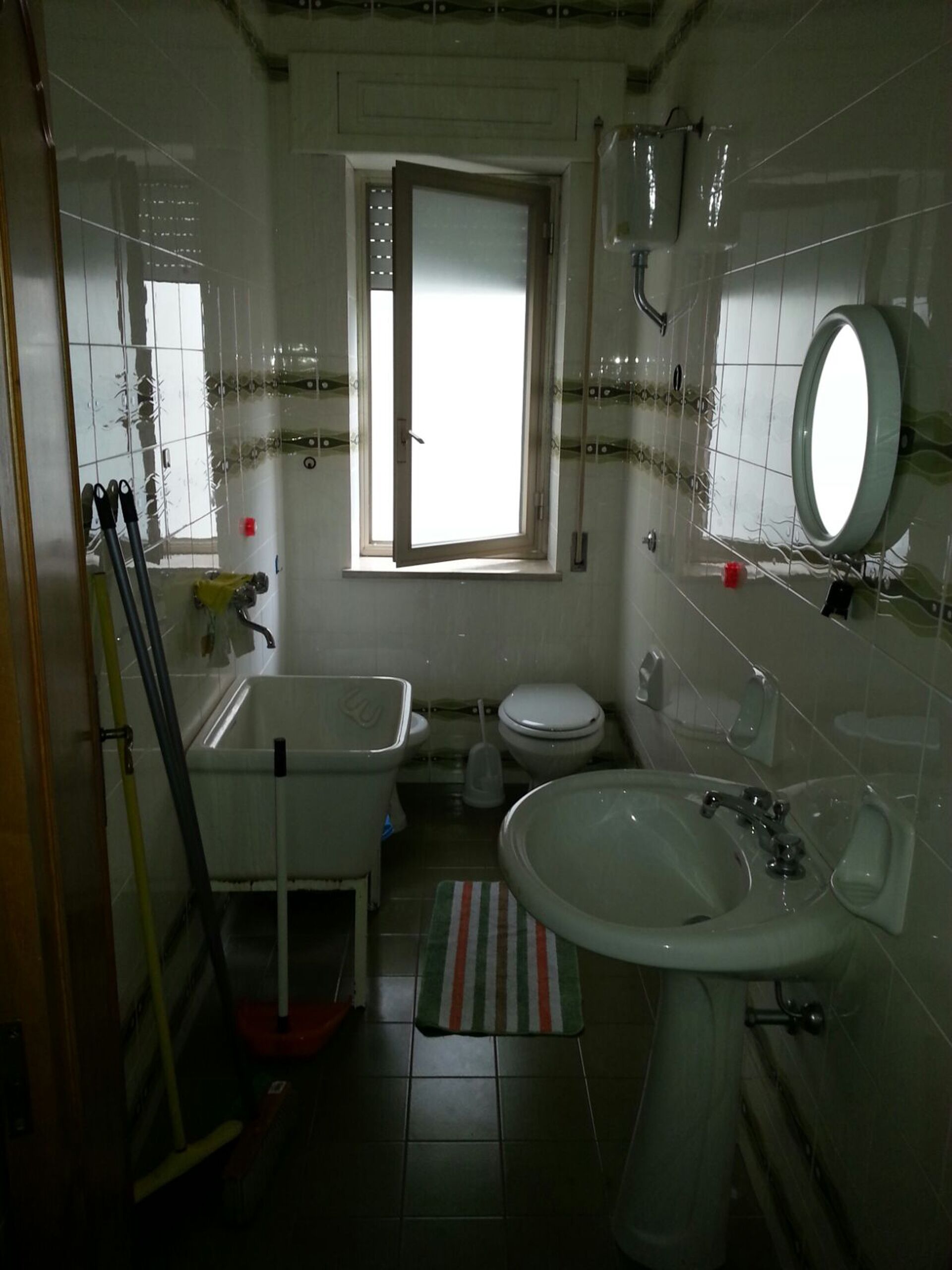 Apartment in Belmonte Marina, bright, with parking space and garden.