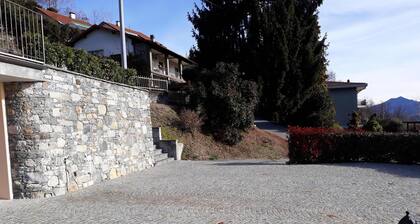 TAVERNETTA LAKE VIEW