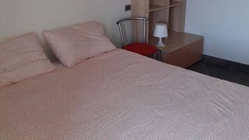 1 Schlafzimmer, kostenloses WLAN, Bettwäsche