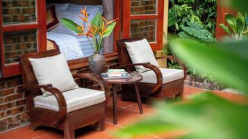 Deluxe Family Room | Terrace/patio