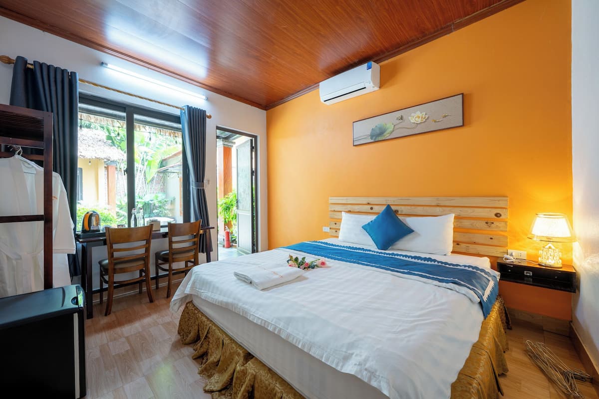 Superior Double Room | Minibar, desk, free WiFi, bed sheets