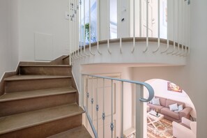 Interior - The Houses of Ginger (Ravenna)