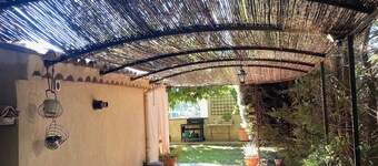  KARAKTERHUS i skogvokst eiendom