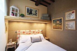 1 dormitorio, cuna de viaje, wifi gratis y ropa de cama