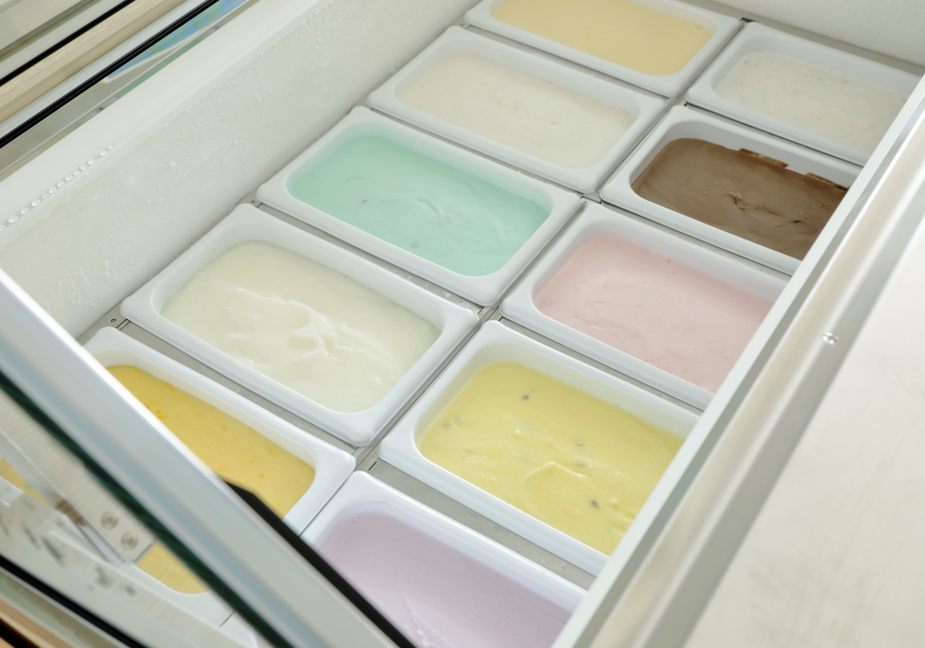 daily cooked-to-order breakfast (jpy 1800 per person)