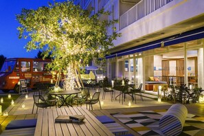 Outdoor dining - Loisir Living Suites Seragaki (Onna)