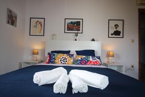 3 bedrooms, in-room safe, desk, iron/ironing board