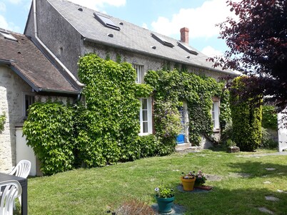 Gîte Suzanne, in Essonne Verte, near Milly la Forêt