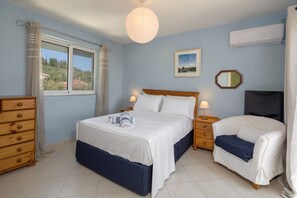 2 slaapkamers, een kluis op de kamer, een strijkplank/strijkijzer