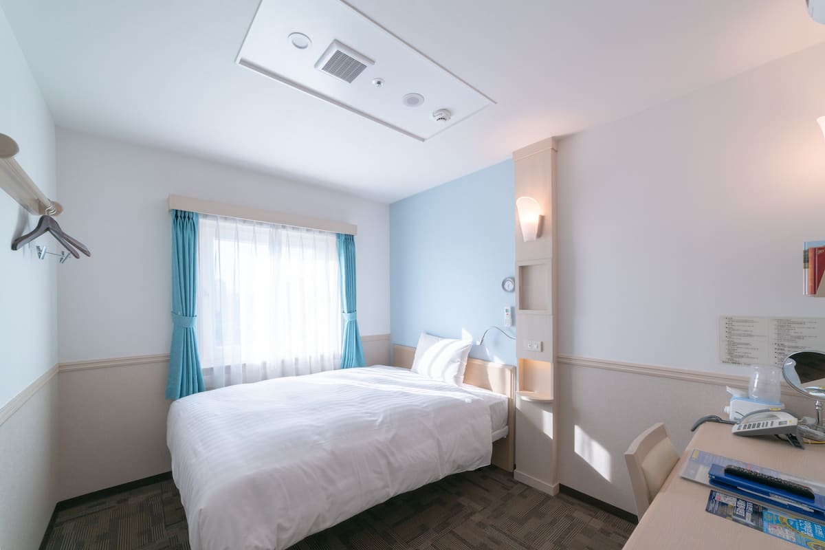 In-room safe, blackout drapes, iron/ironing board, free WiFi